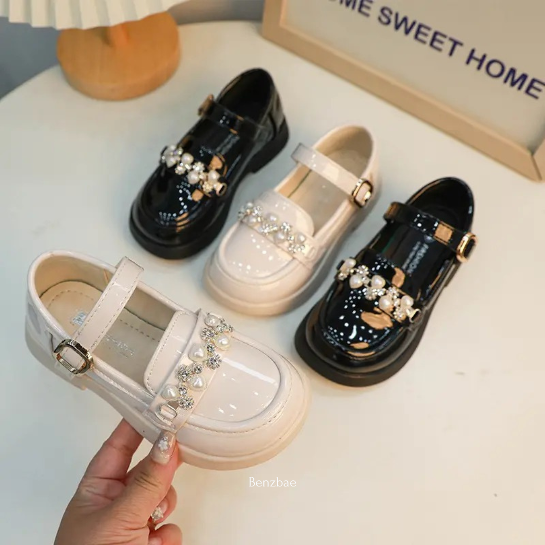 Pearl Buckle Princess Shoes